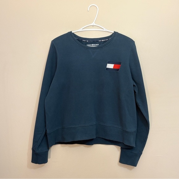 ⚡️Tommy Hilfiger Navy Crewneck Sweatshirt Embroidered Logo - Picture 1 of 9